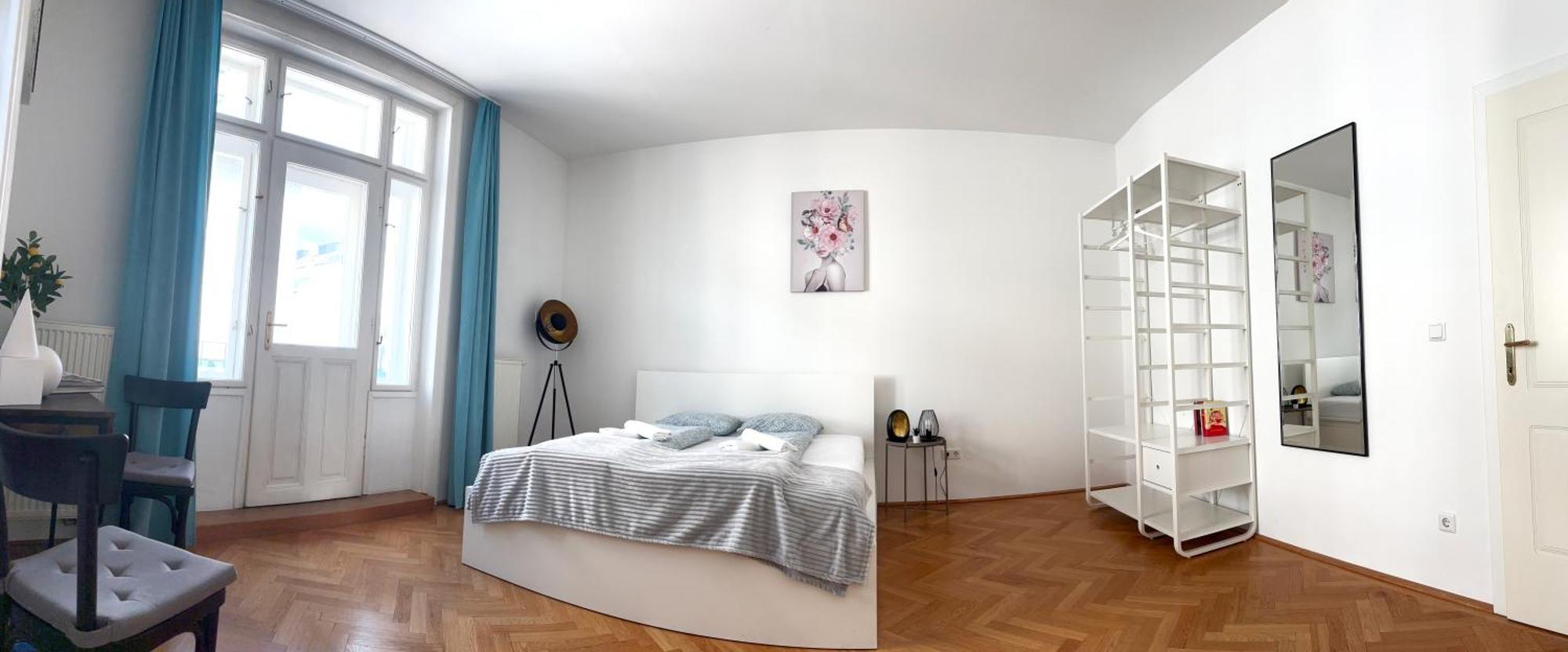 Central Mariahilfer Apartment 5 Min To The Schoenbrunn Palace And City Shopping Center Viyana Dış mekan fotoğraf