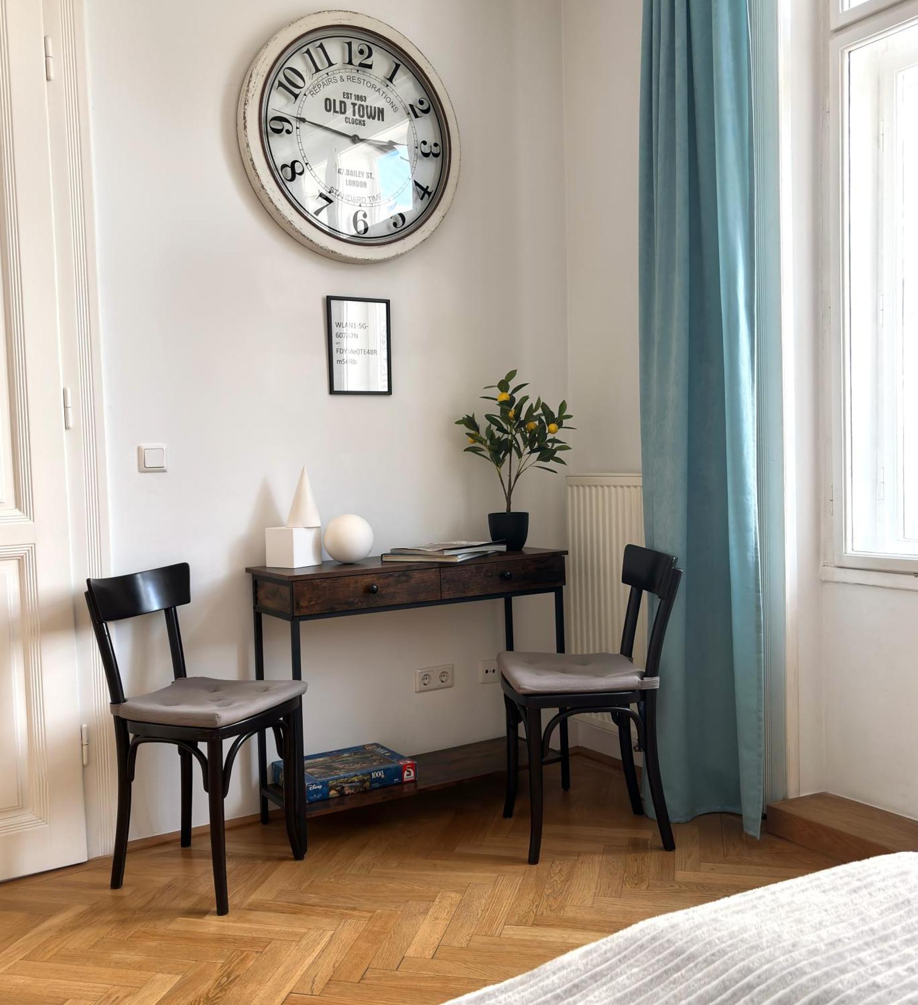 Central Mariahilfer Apartment 5 Min To The Schoenbrunn Palace And City Shopping Center Viyana Dış mekan fotoğraf